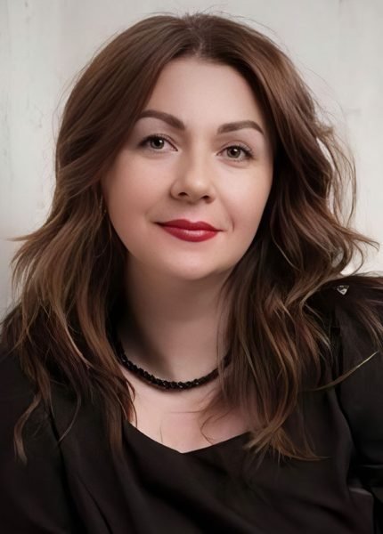Elena2